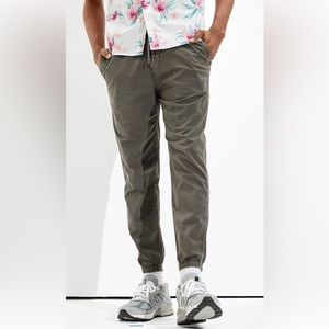 American Eagle Men’s Grey Trekker Jogger, Size XS